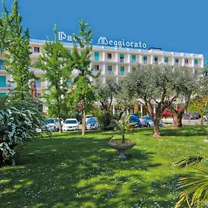 palace-hotel-meggiorato-abano-terme.hotelinveneto.com/